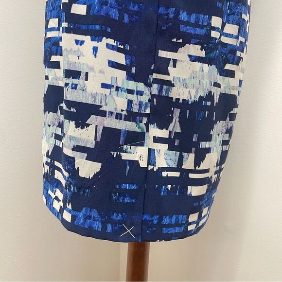 Blue & White Geometric Sleeveless Dress Womens Size 12 Wedding Guest Work Dress - Picture 7 of 15